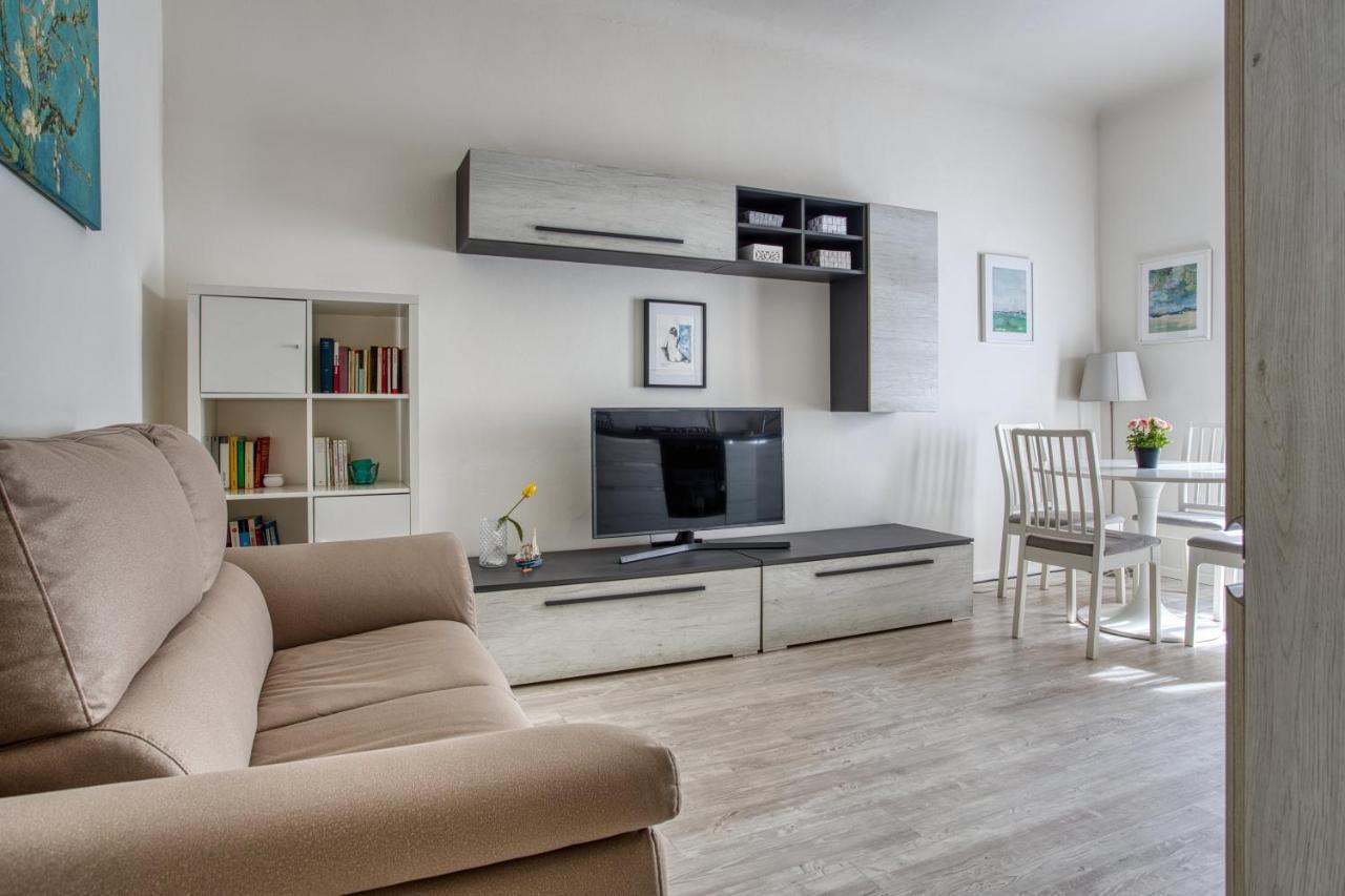 Joivy Chic 1 Bed Flat Milano